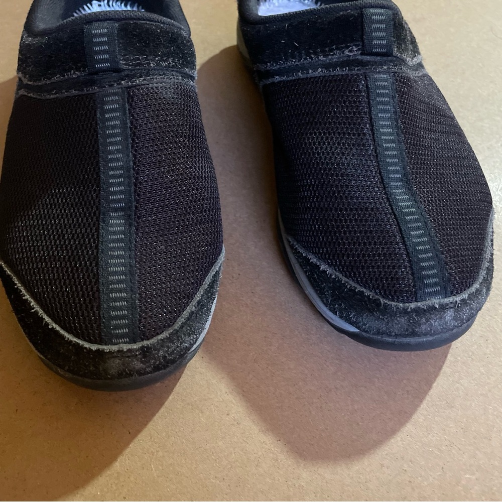 Easy Spirit EZ Cool Black Textile and Leather Slip-on Mules - Picture 2 of 8